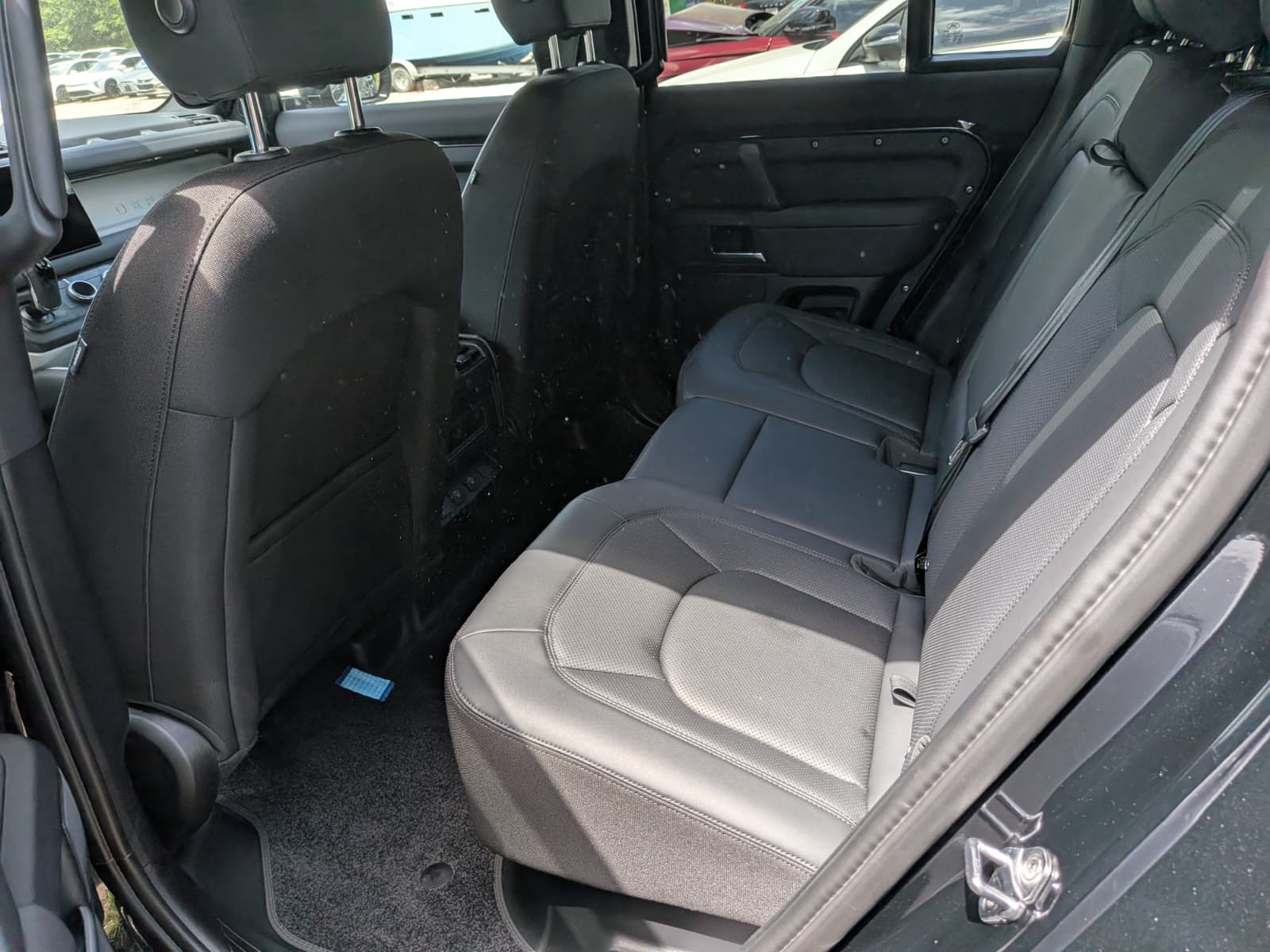 2025 Land Rover Defender 110